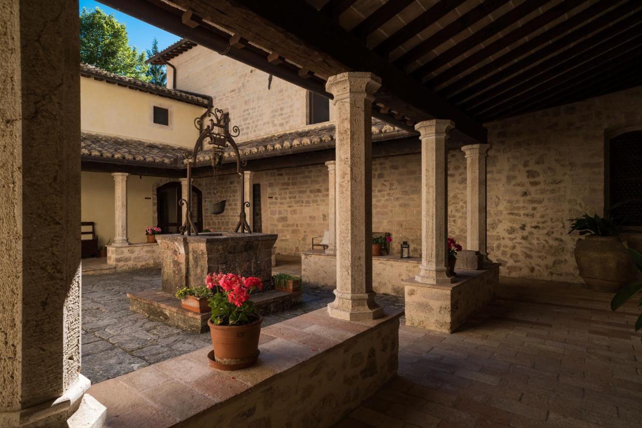 Отель Convento Di Acqua Premula Sellano Экстерьер фото