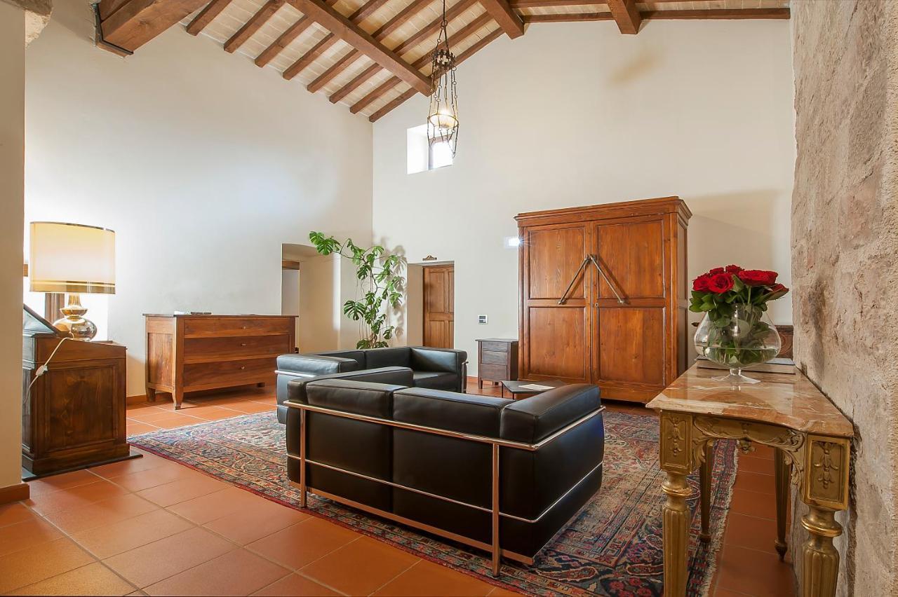 Отель Convento Di Acqua Premula Sellano Экстерьер фото